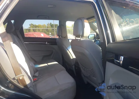 2011 Kia Sorento Lx из США, поврежденный, VIN 5XYKT3A19BG002111